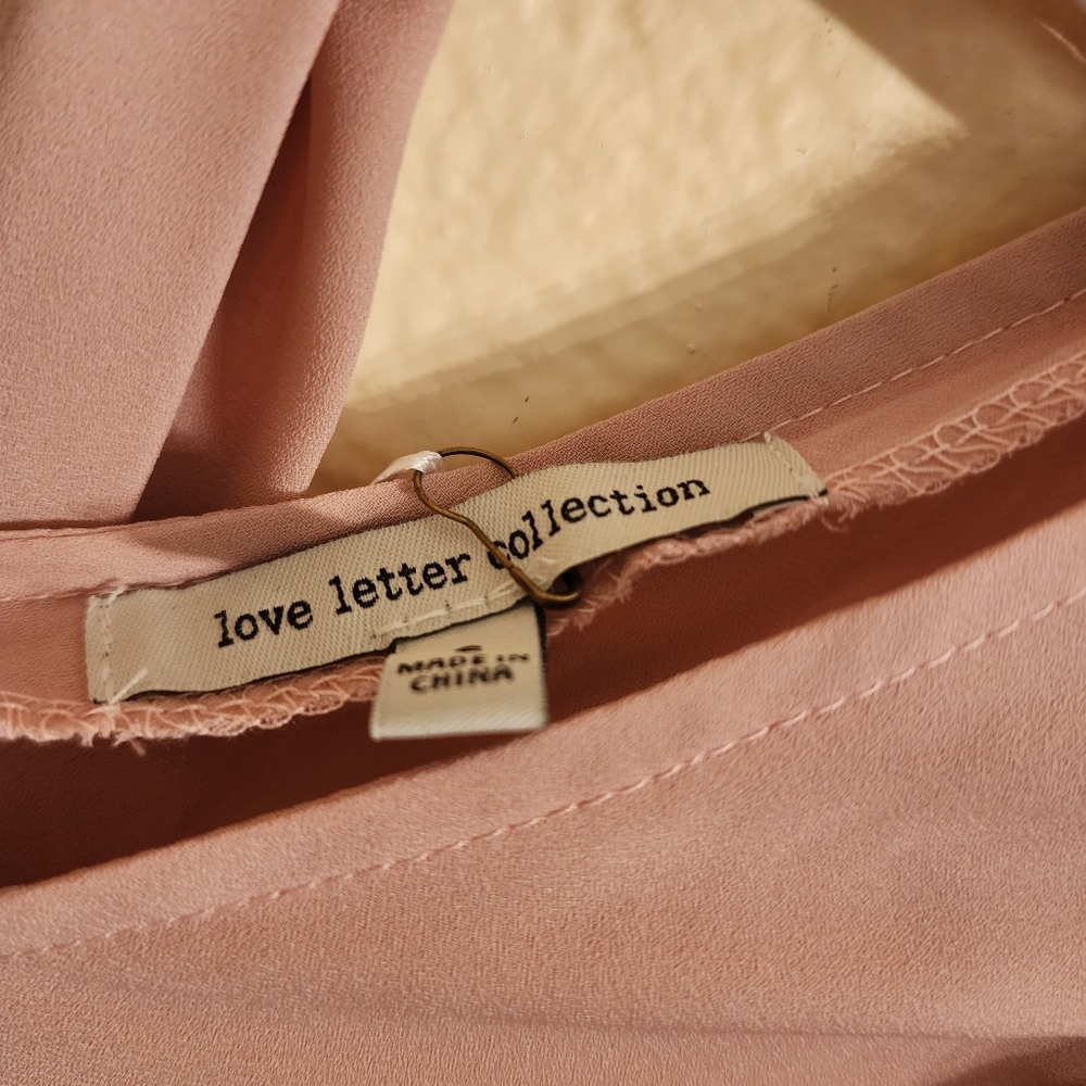 NWT Love Letter Collection Ruffled Blouse - Picture 3 of 6